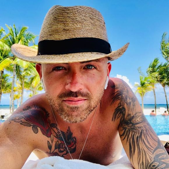 Meet your Posher, Michael - Picture 1 of 1